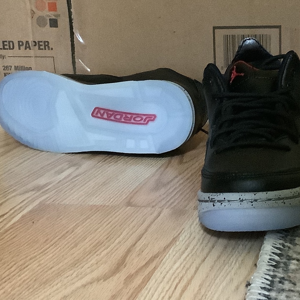 Jordan 4